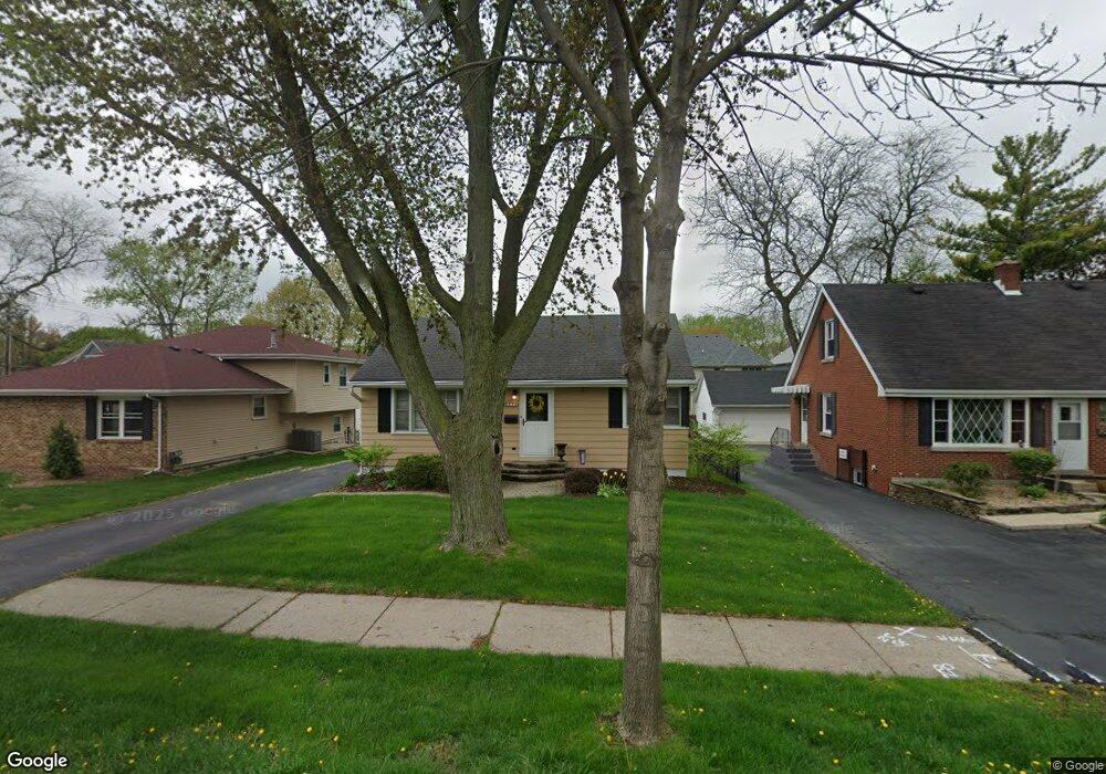 1111 N Washington St, Naperville, IL 60563 - photo 1