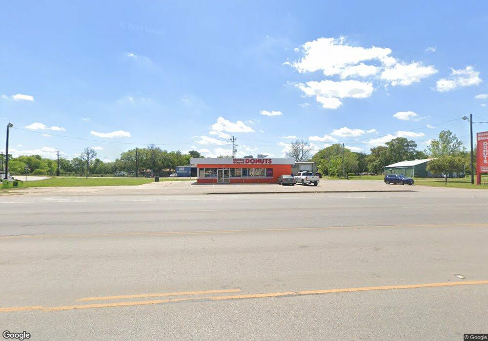 4206 7th St, Bay City, TX 77414 - photo 1