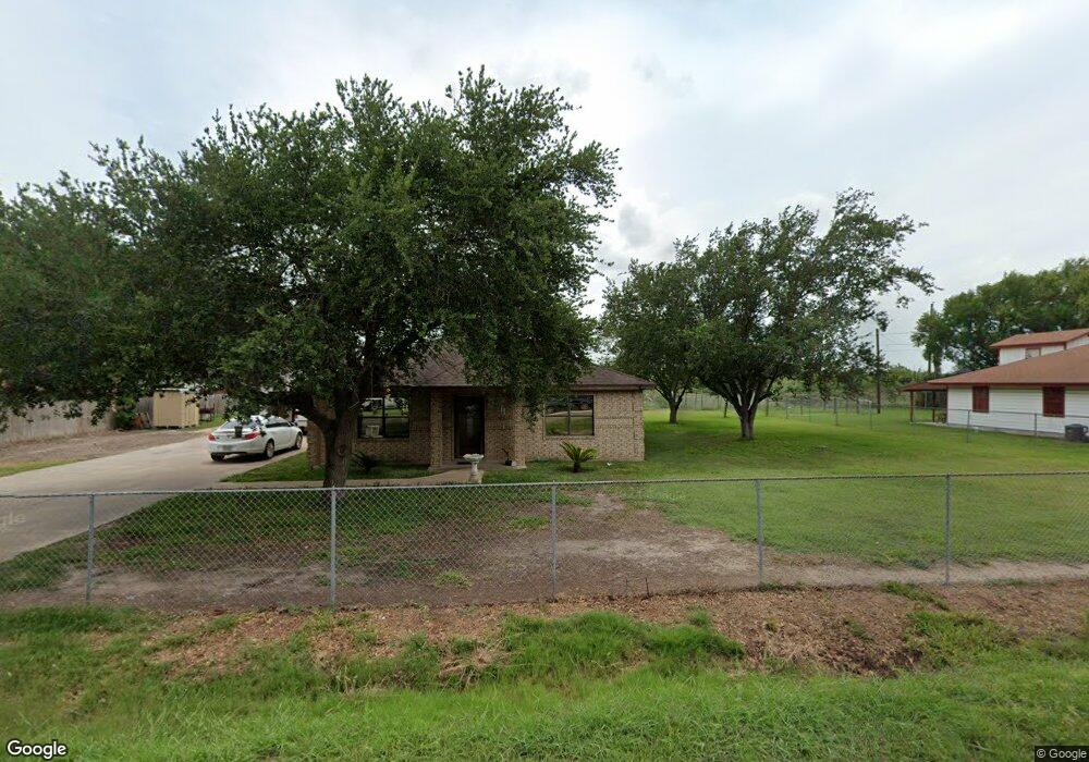219 S Beto Garcia Dr, Weslaco, TX 78599 - photo 1