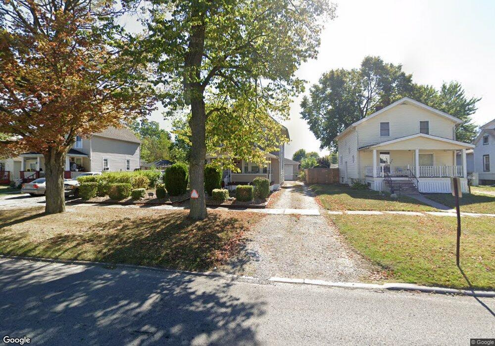 1642 E 34th St, Lorain, OH 44055 - photo 1