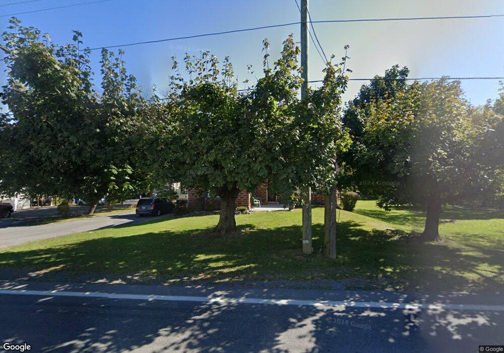 9979 Winchester Ave, Bunker Hill, WV 25413 - photo 1