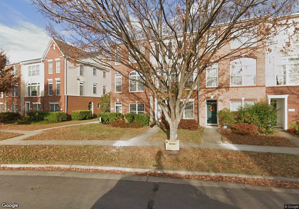 25029 Justice Dr, Chantilly, VA 20152 - photo 1