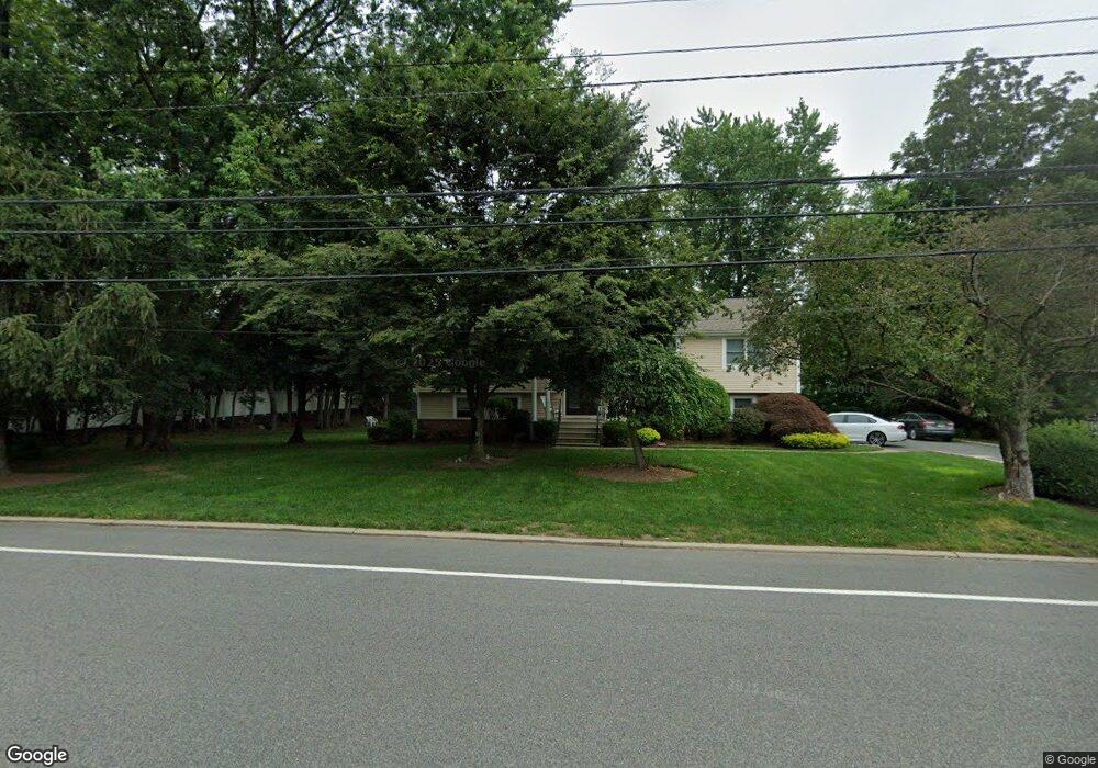 170 Pascack Rd, Woodcliff Lake, NJ 07677 - photo 1