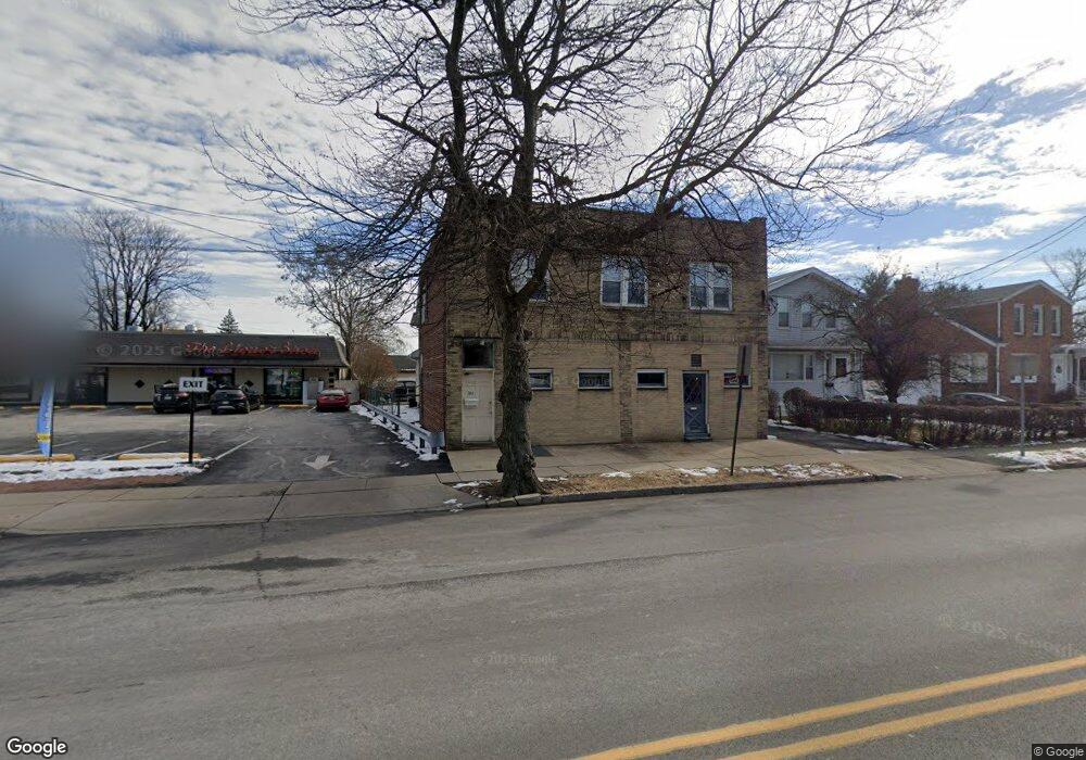 744 Ridge Rd, Lyndhurst, NJ 07071 - photo 1