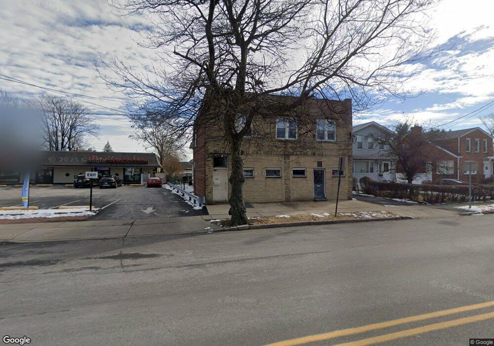 744 Ridge Rd unit 2, Lyndhurst, NJ 07071 - photo 1