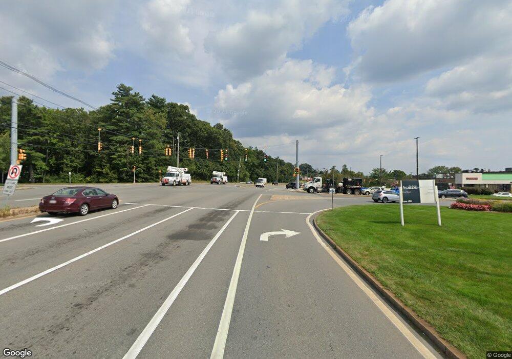 658 W Central St unit 1, Franklin, MA 02038 - photo 1