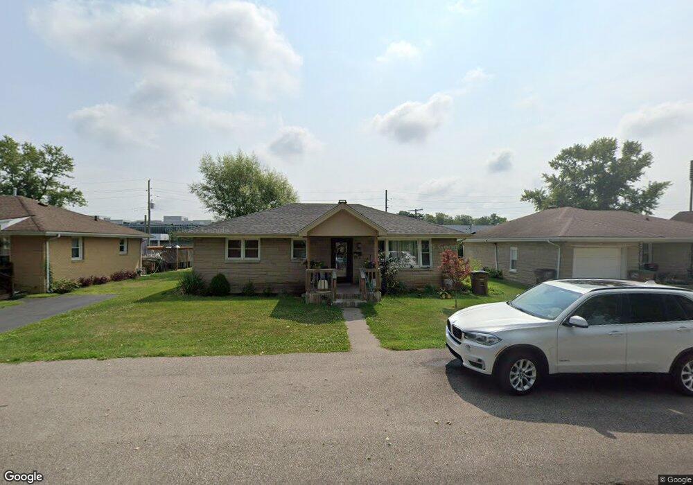 251 Coovert St, Columbus, IN 47201 - photo 1