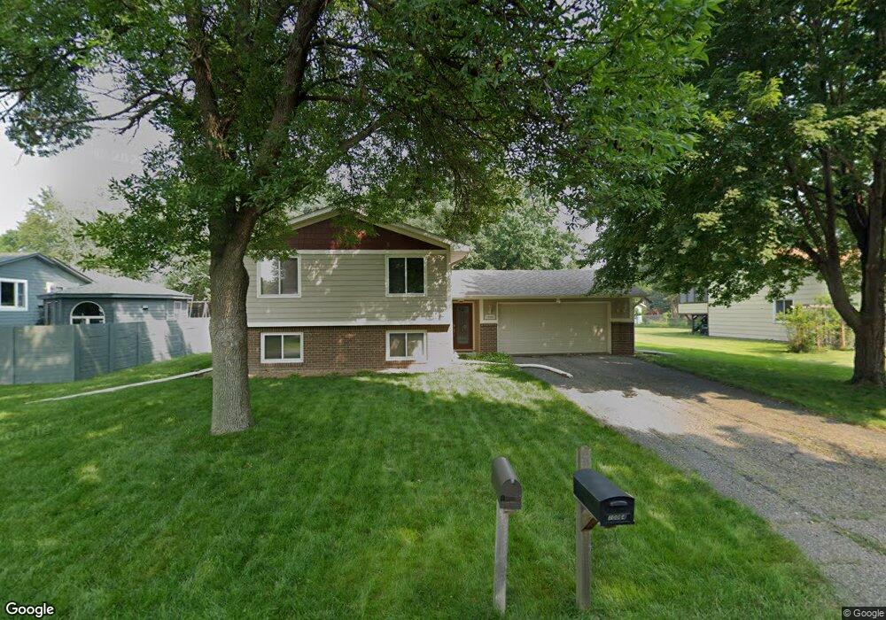 10064 Hemlock Ln N, Maple Grove, MN 55369 - photo 1