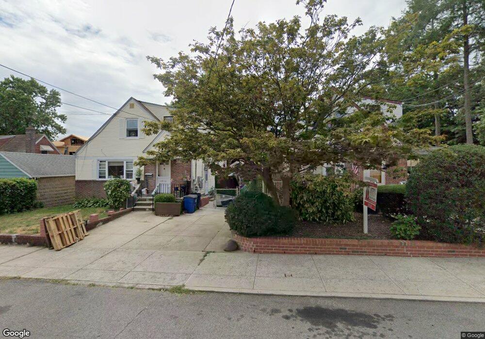 13516 63rd Ave, Flushing, NY 11367 - photo 1