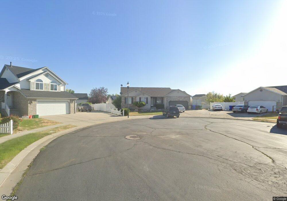 7335 S Sean Heights Cir, West Jordan, UT 84081 - photo 1