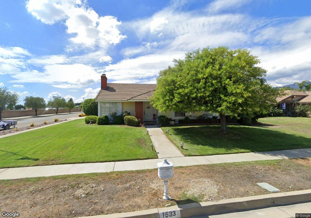 1533 N 6th Ave, Upland, CA 91786 - photo 1