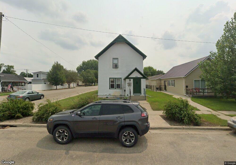 601 1st St W, Jamestown, ND 58401 - photo 1