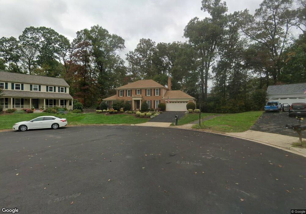 3232 Rounding Run Ct, Herndon, VA 20171 - photo 1