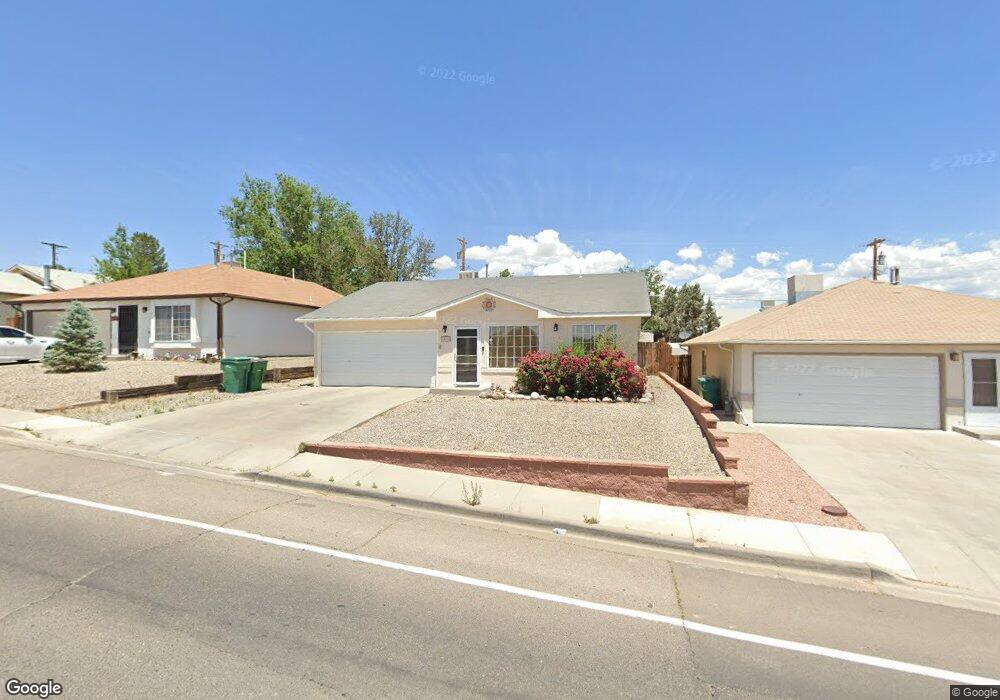 3640 Windsor Dr, Farmington, NM 87402 - photo 1