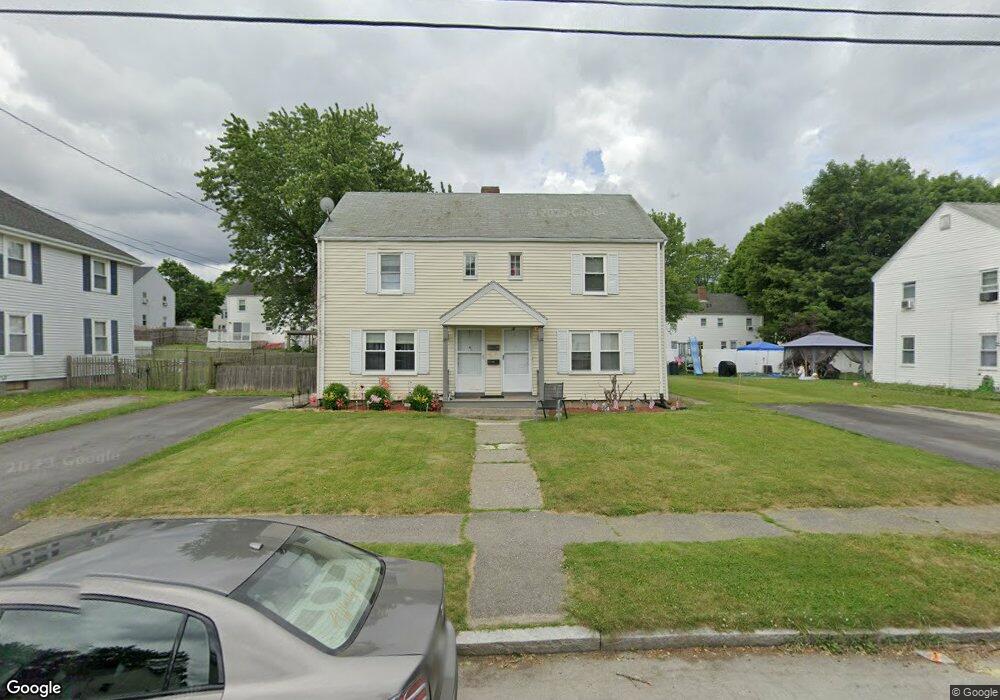 122 Uncatena Ave, Worcester, MA 01606 - photo 1