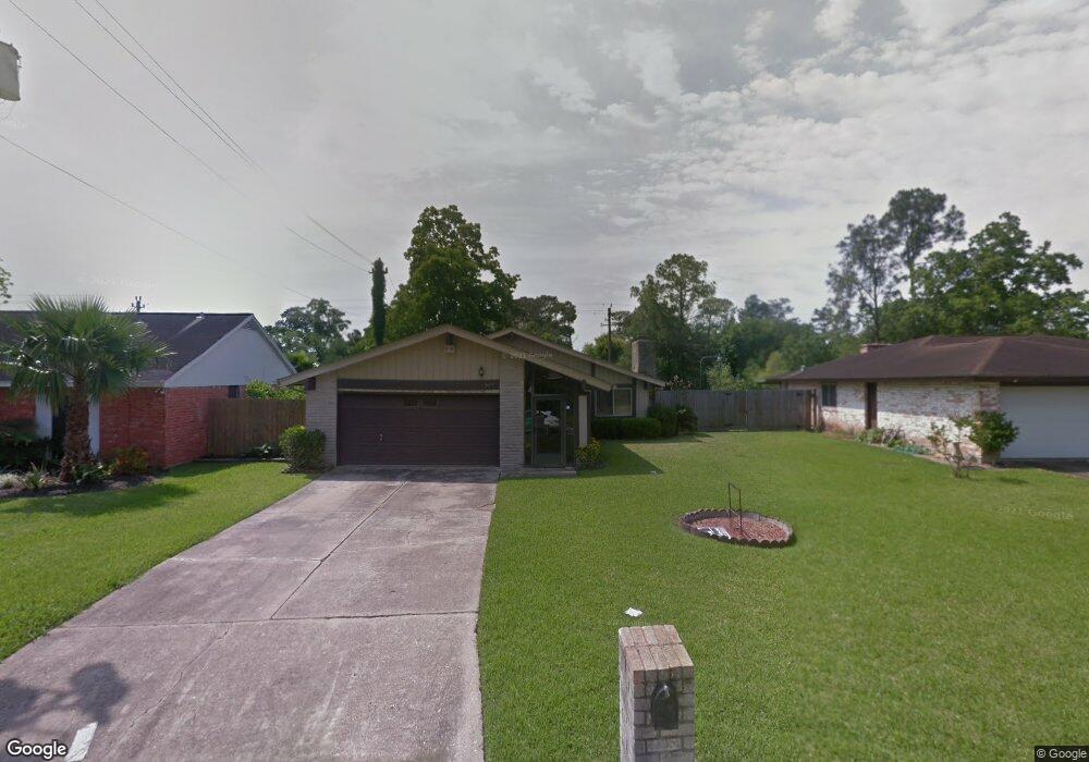 4411 Ravine Dr, Friendswood, TX 77546 - photo 1