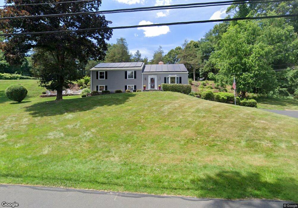 37 Hoskins Rd, Bloomfield, CT 06002 - photo 1