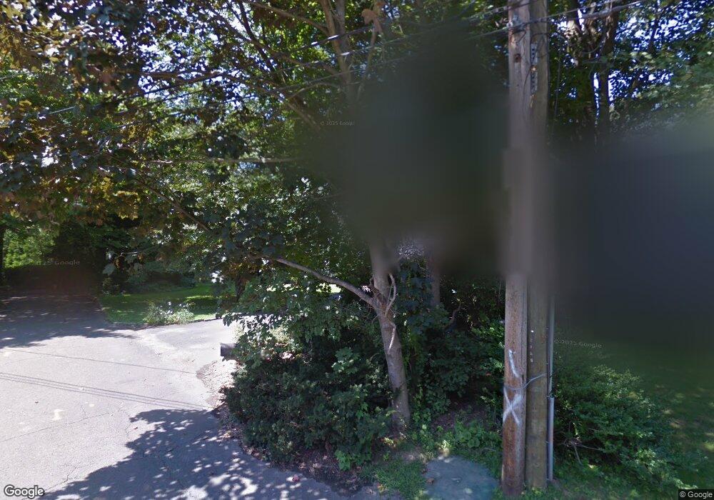 12 Pinecrest Rd, Riverside, CT 06878 - photo 1