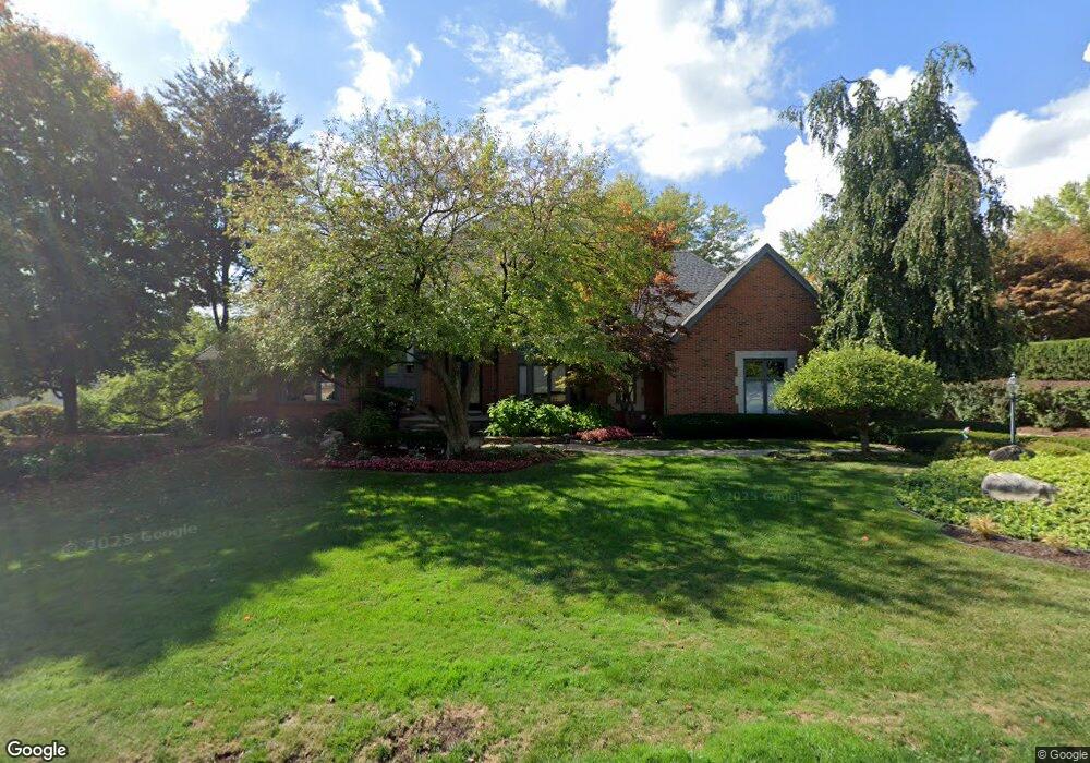 4202 Carillon Dr, Bloomfield Hills, MI 48302 - photo 1