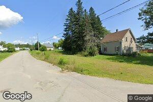 83 River St, Howland, ME 04448