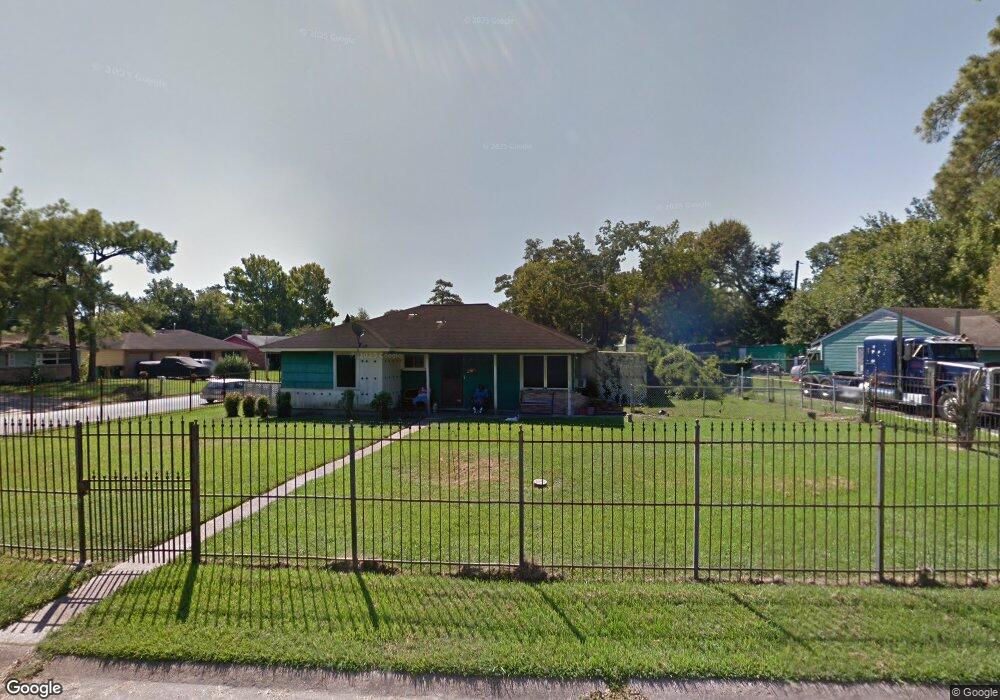7422 Sterlingshire St, Houston, TX 77016 - photo 1