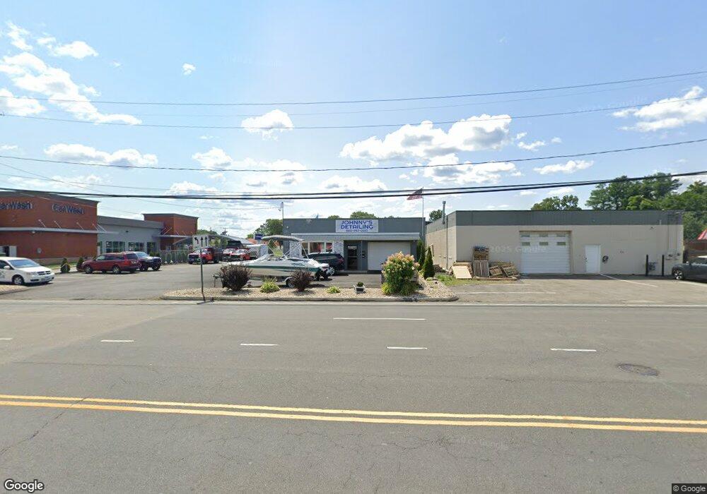 151 Kitts Ln, Newington, CT 06111 - photo 1