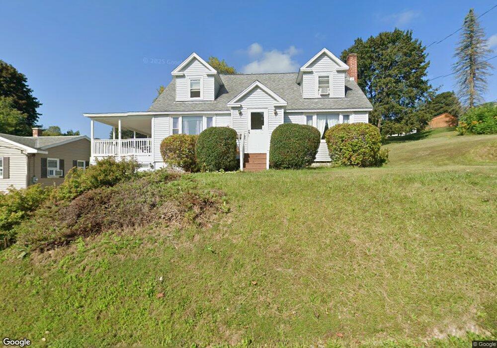 4 Oak Ln, Adams, MA 01220 - photo 1