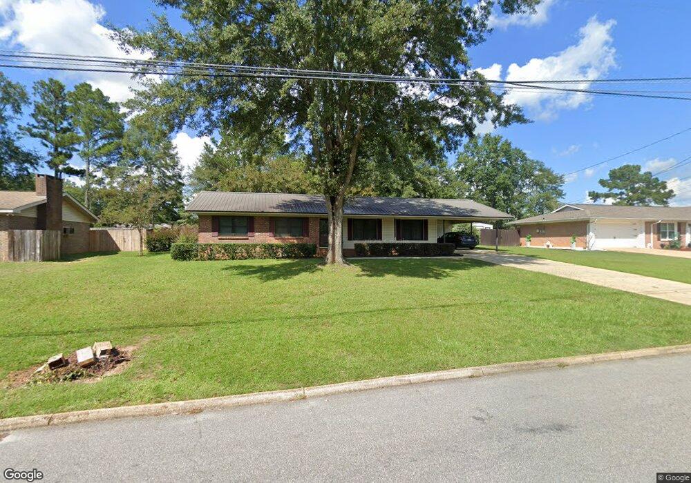 3218 Willow Creek Rd, Dothan, AL 36305 - photo 1