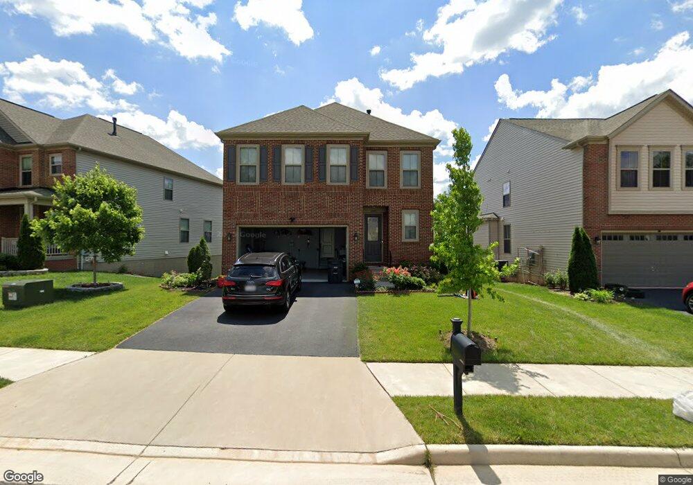 42491 Oxford Forest Cir, Chantilly, VA 20152 - photo 1