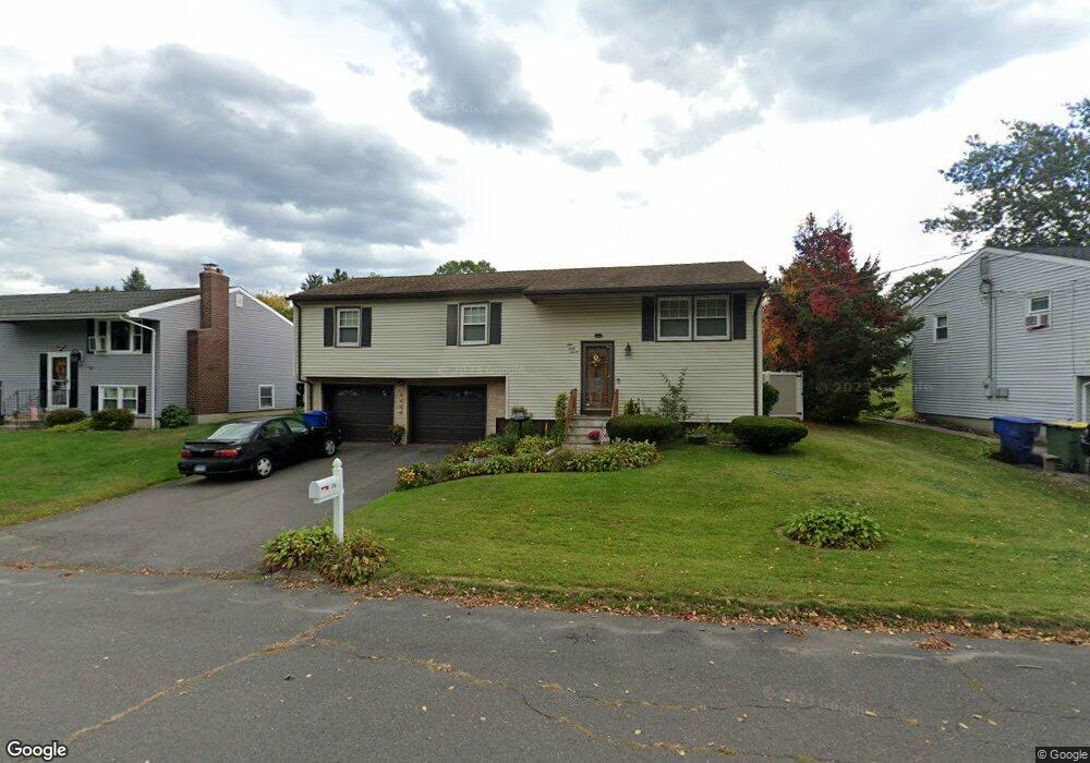 167 Hickory Hill Dr, Waterbury, CT 06708 - photo 1