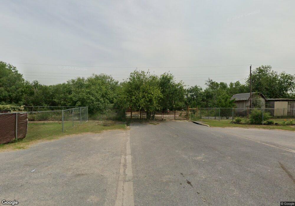6814 N Mile 4 1/2 W, Weslaco, TX 78599 - photo 1