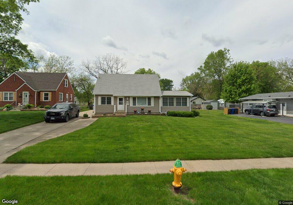 3612 52nd St, Des Moines, IA 50310 - photo 1