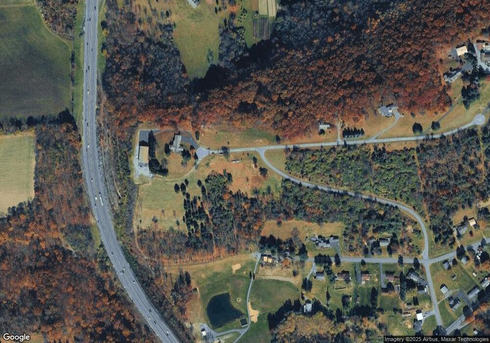 3563 Timber Ln, Slatington, PA 18080 - photo 1