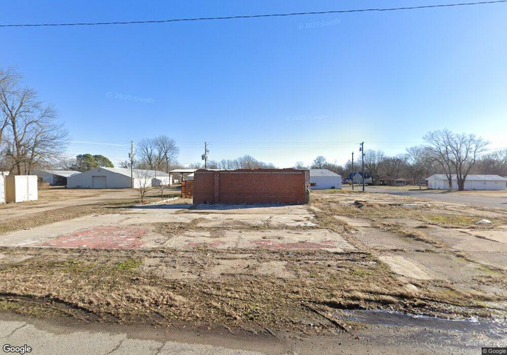 205 N Williams St, Westville, OK 74965 - photo 1
