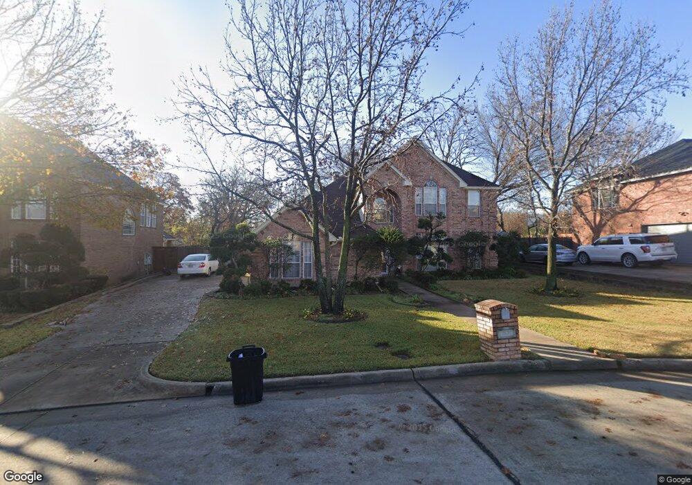 1631 Oak Creek Dr, Hurst, TX 76054 - photo 1