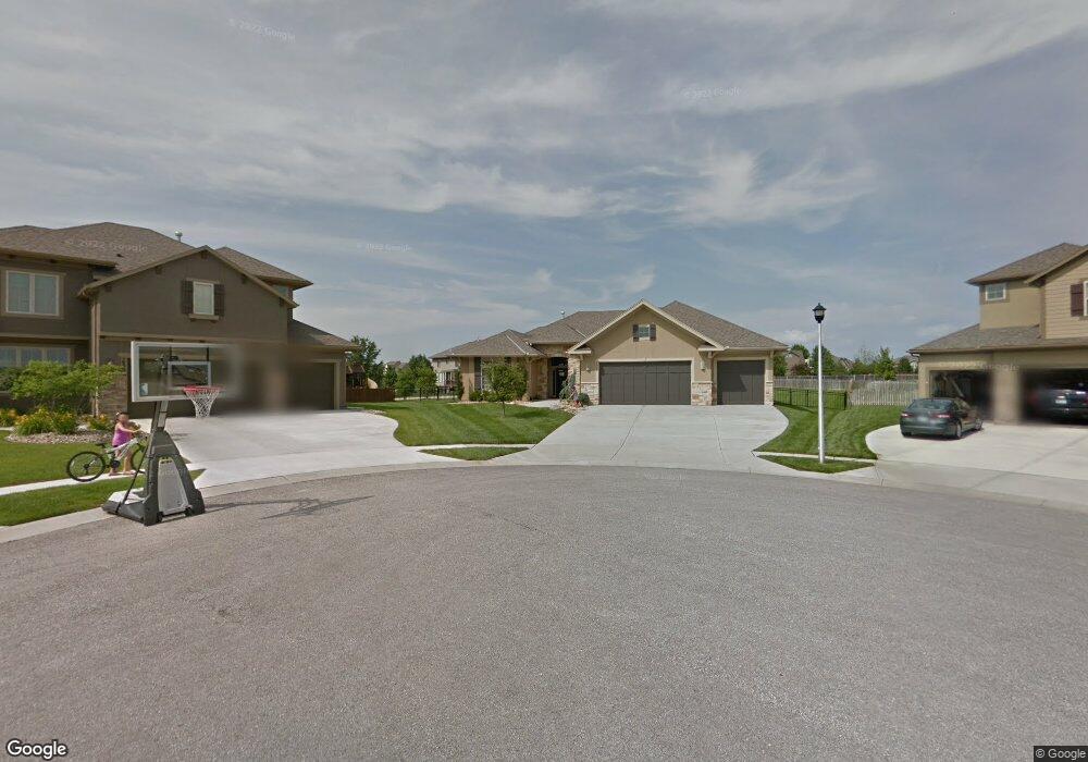 5929 Mccoy St, Shawnee, KS 66226 - photo 1