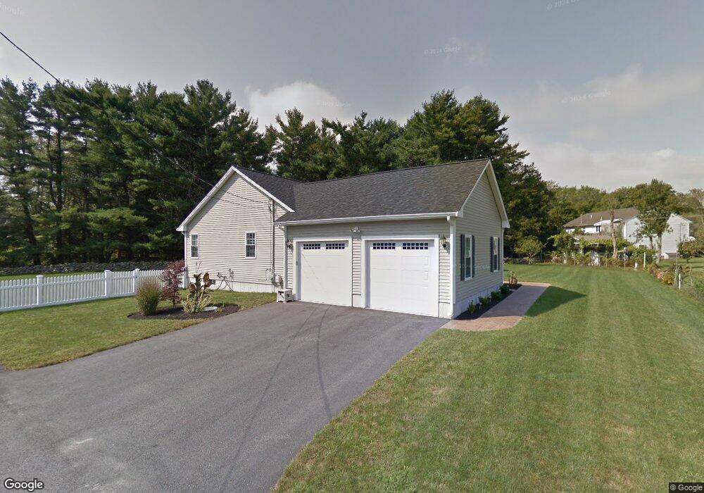 4 Short St, Dartmouth, MA 02748 - photo 1