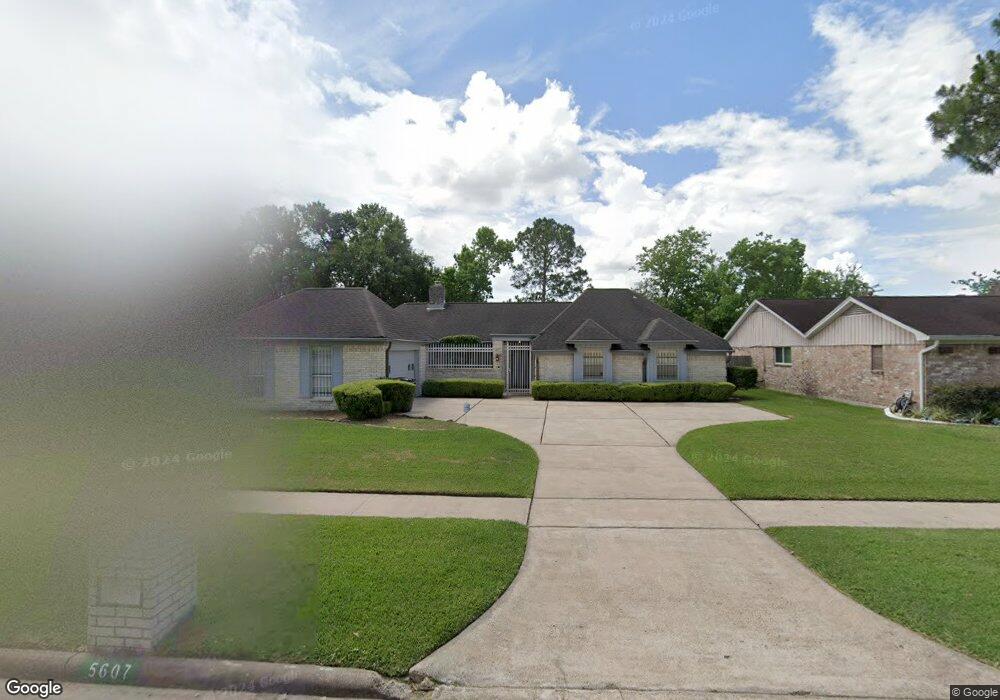 5607 Arncliffe Dr, Houston, TX 77088 - photo 1