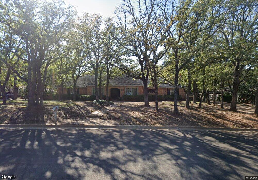 2316 Southridge Dr, Denton, TX 76205 - photo 1