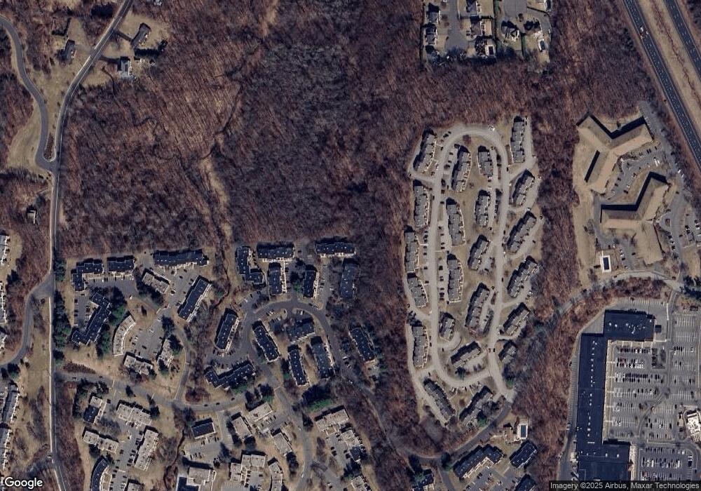 29 Heather Ct, Cromwell, CT 06416 - photo 1