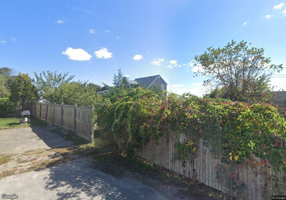 16 Community Dr, Wakefield, RI 02879 - photo 1