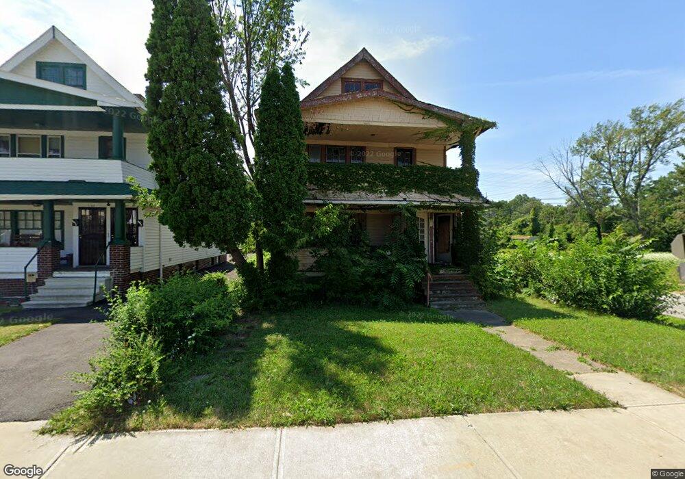 1716 Noble Rd, Cleveland, OH 44112 - photo 1