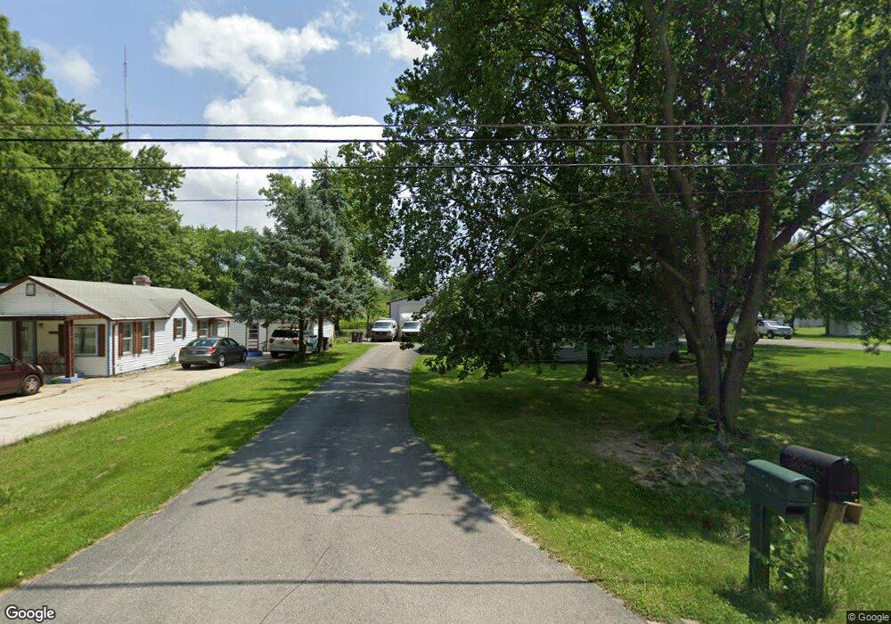 1806 Lathrop Dr, Fort Wayne, IN 46808 - photo 1