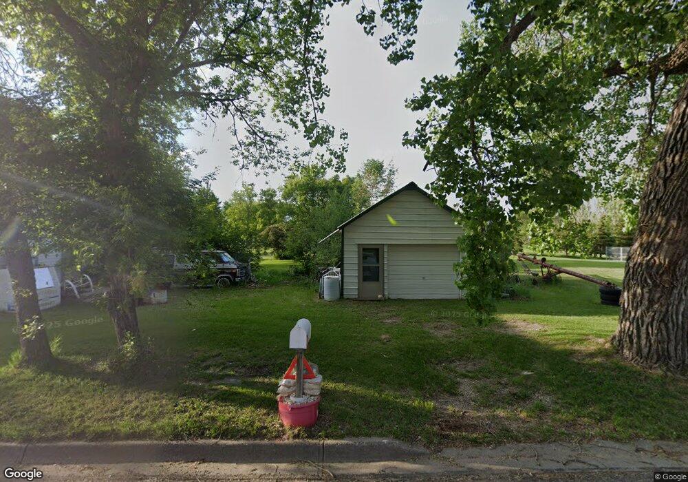 223 Roosevelt St, Turtle Lake, ND 58575 - photo 1