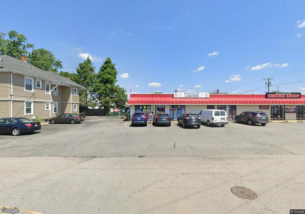 1516 Newport Ave, Pawtucket, RI 02861 - photo 1