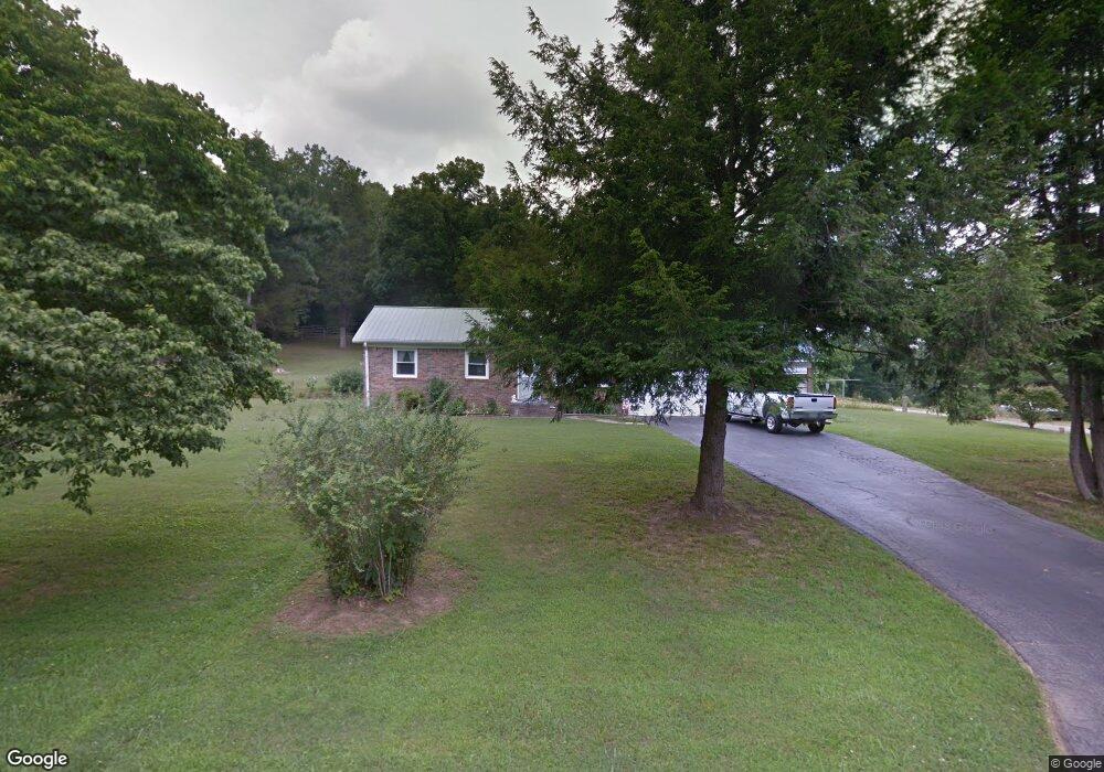 229 Cedar Ave, Linden, TN 37096 - photo 1