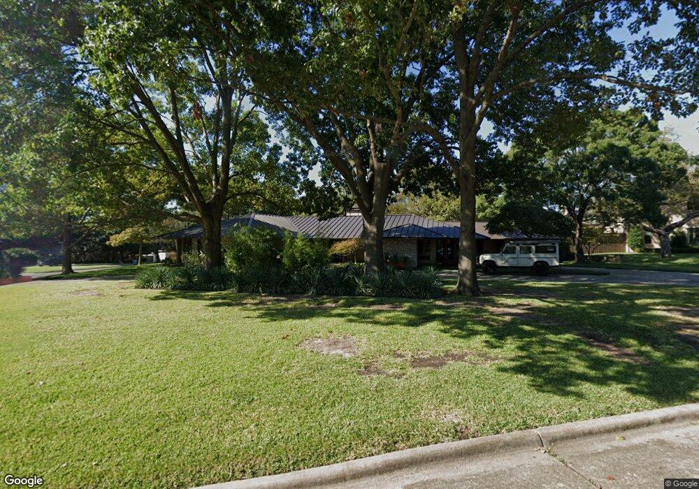 7193 W Circle Dr, Dallas, TX 75214 - photo 1