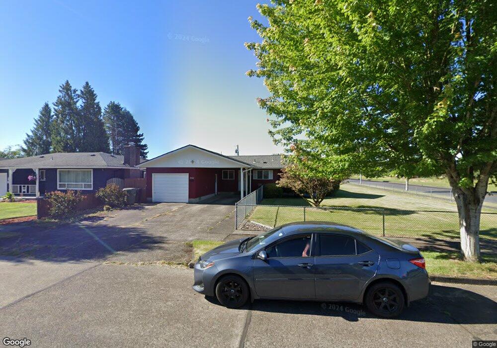 3143 Maple St, Longview, WA 98632 - photo 1
