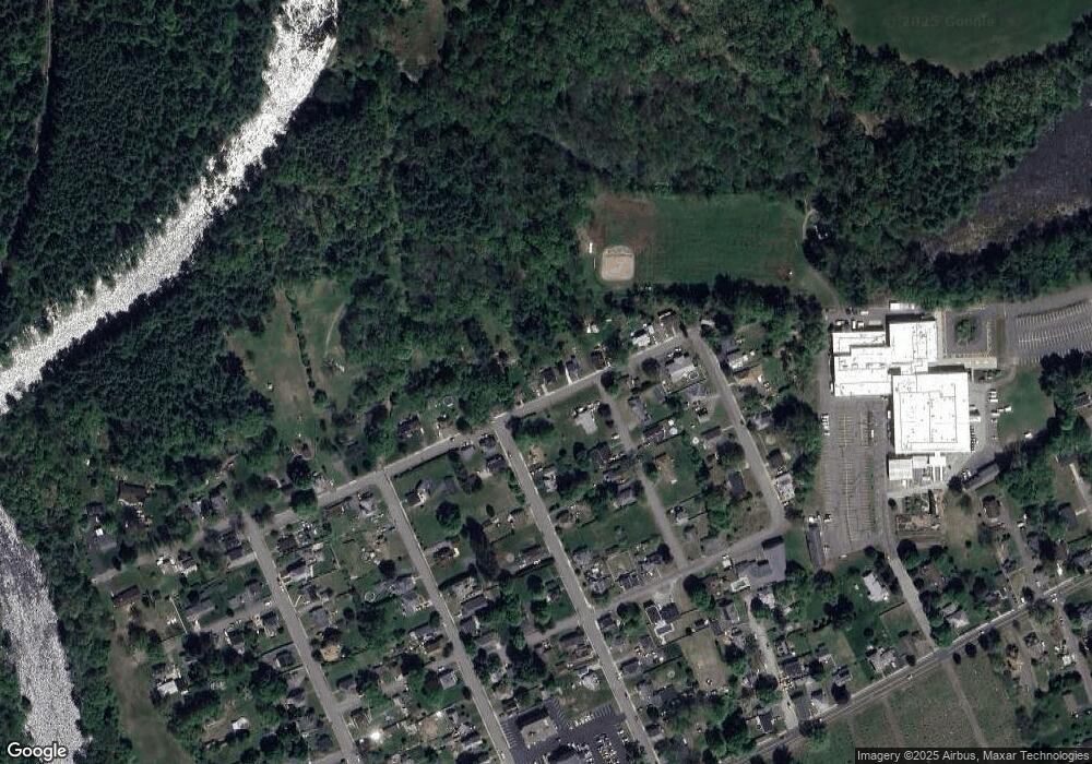 2064 Oak St, Palmer, MA 01069 - photo 1