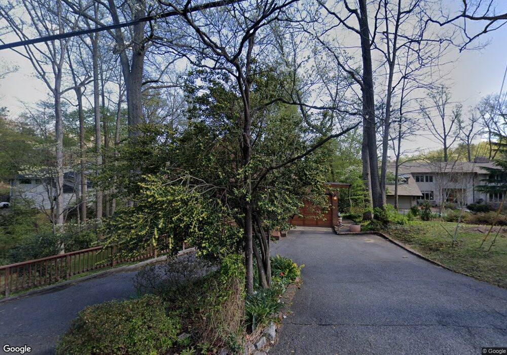 6355 Waterway Dr, Falls Church, VA 22044 - photo 1